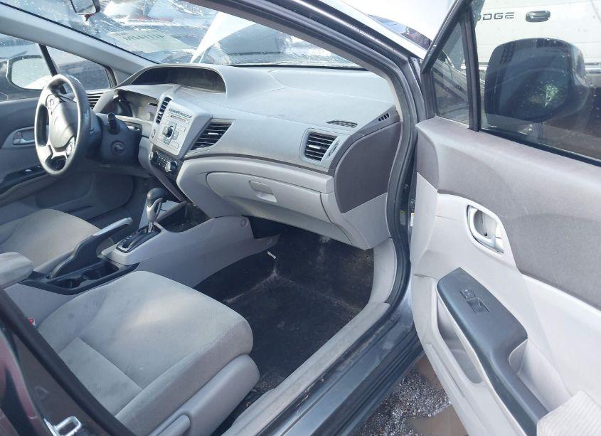 Photo 5 of 2012 Honda Civic LX (VIN 2HGFB2F52CH332395)