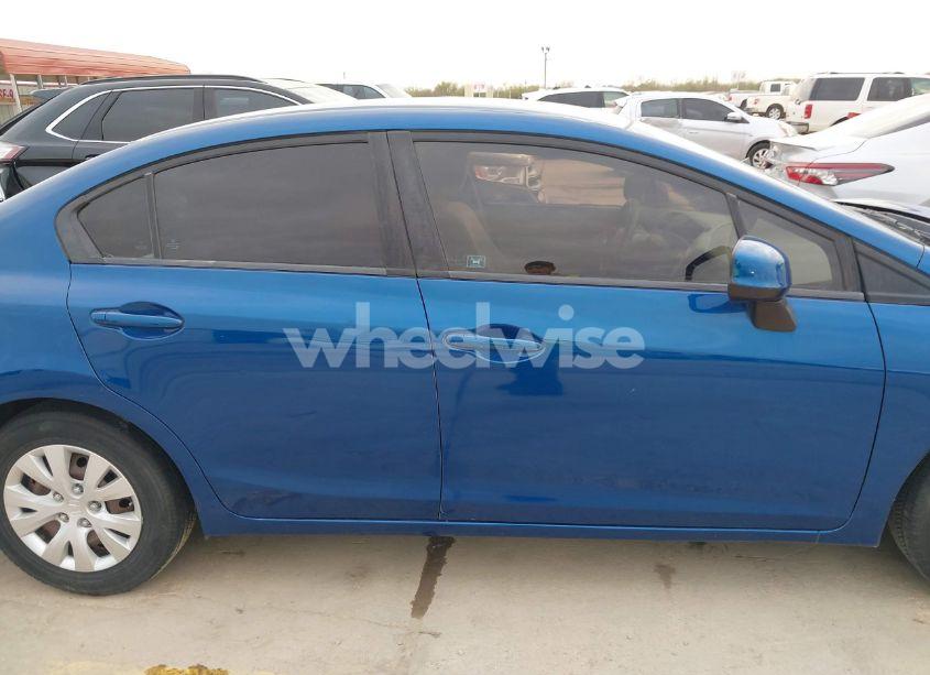 Photo 12 of 2012 Honda Civic SDN LX (VIN 2HGFB2F52CH513089)