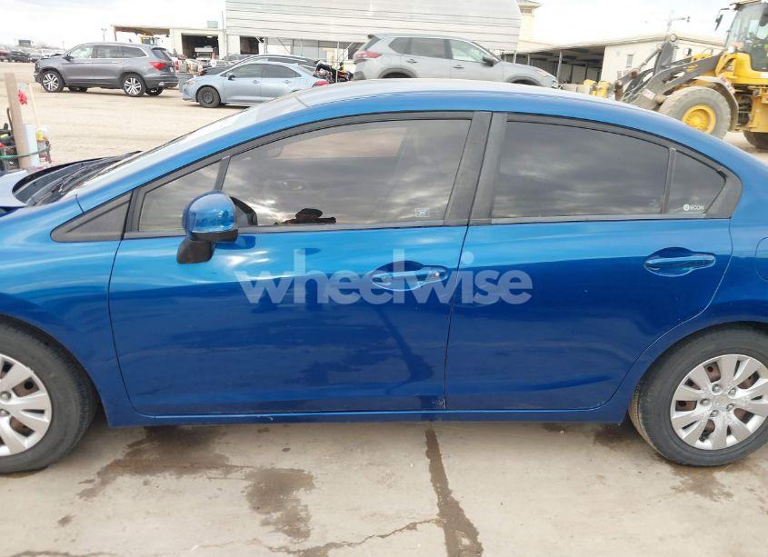 Photo 13 of 2012 Honda Civic SDN LX (VIN 2HGFB2F52CH513089)