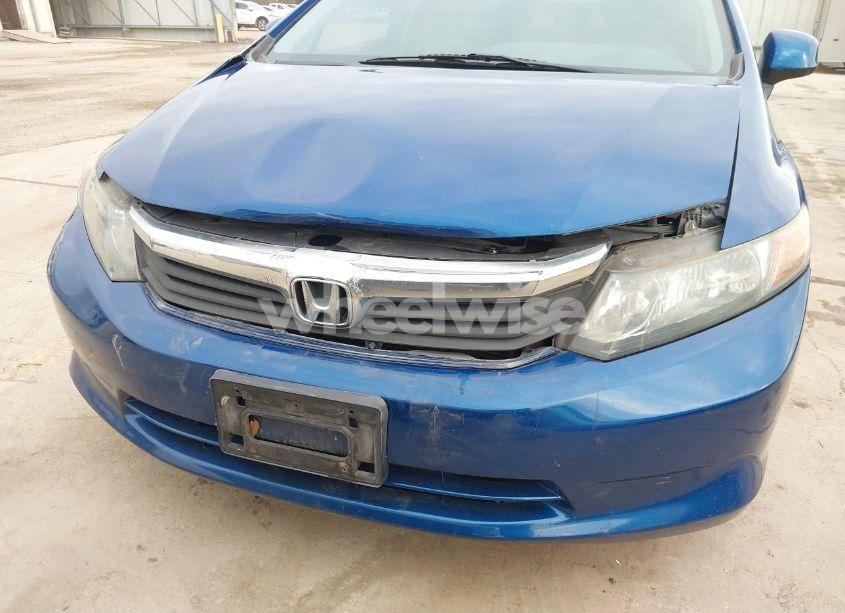 Photo 6 of 2012 Honda Civic SDN LX (VIN 2HGFB2F52CH513089)