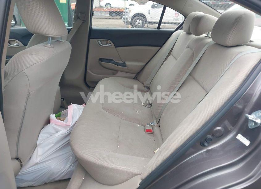 Photo 8 of 2012 Honda Civic LX (VIN 2HGFB2F52CH549123)