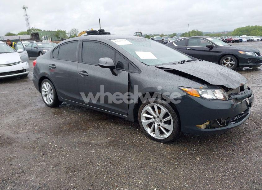 2012 Honda Civic LX (VIN 2HGFB2F52CH565242) main photo