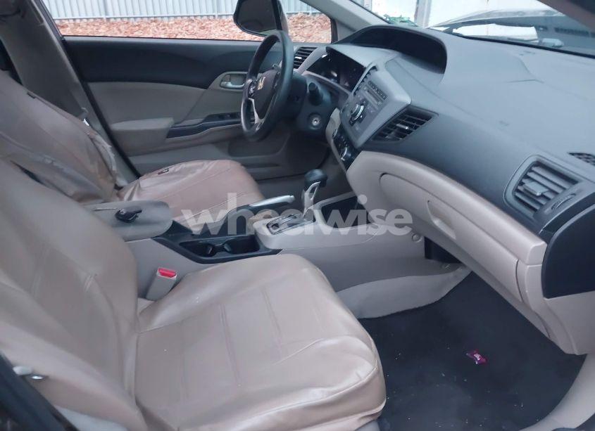 Photo 5 of 2012 Honda Civic LX (VIN 2HGFB2F52CH570134)