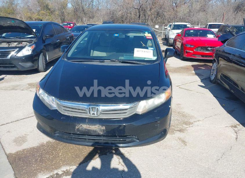 Photo 6 of 2012 Honda Civic LX (VIN 2HGFB2F52CH605383)