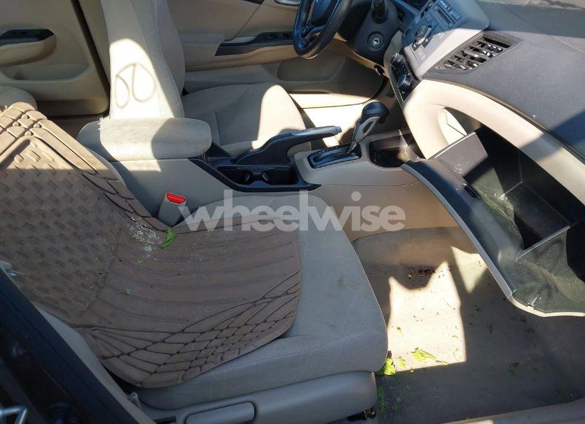 Photo 5 of 2012 Honda Civic LX (VIN 2HGFB2F52CH609594)