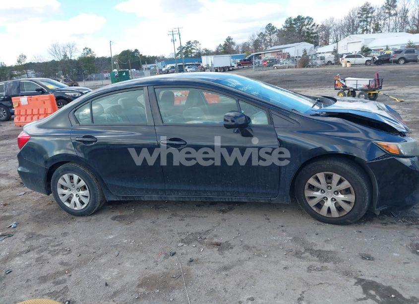 Photo 13 of 2012 Honda Civic SDN LX (VIN 2HGFB2F52CH611975)