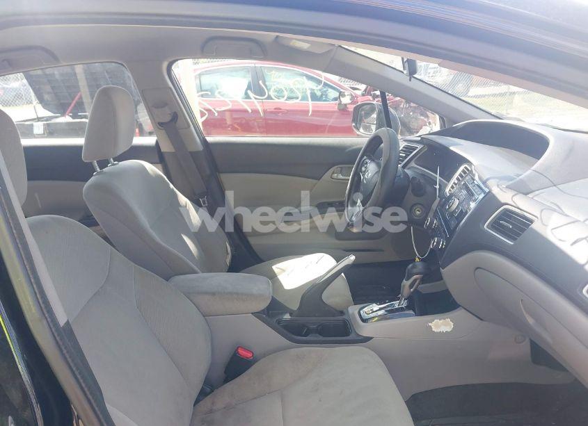 Photo 5 of 2013 Honda Civic LX (VIN 2HGFB2F52DH301164)