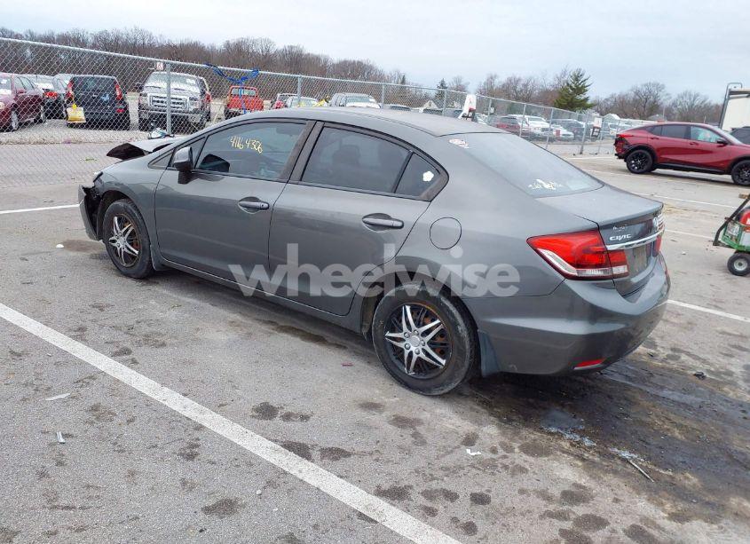 Photo 3 of 2013 Honda Civic LX (VIN 2HGFB2F52DH502157)