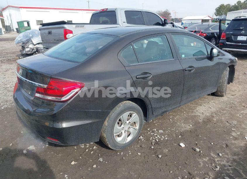 Photo 4 of 2013 Honda Civic LX (VIN 2HGFB2F52DH507164)