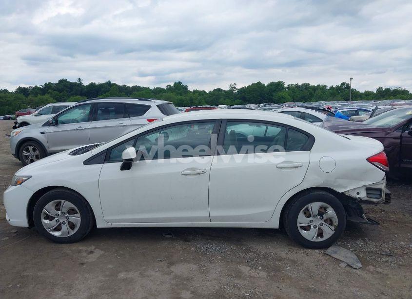 Photo 14 of 2013 Honda Civic LX (VIN 2HGFB2F52DH515815)
