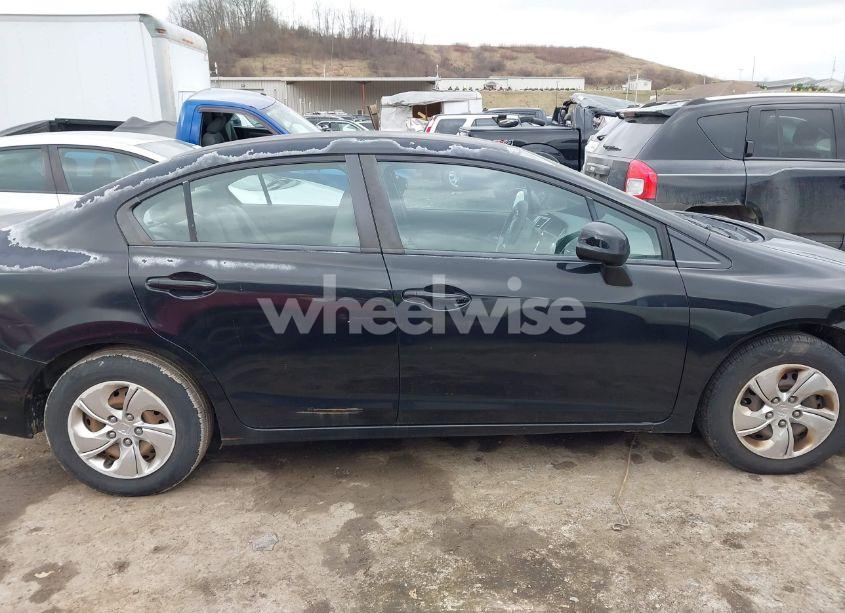 Photo 13 of 2013 Honda Civic LX (VIN 2HGFB2F52DH536812)