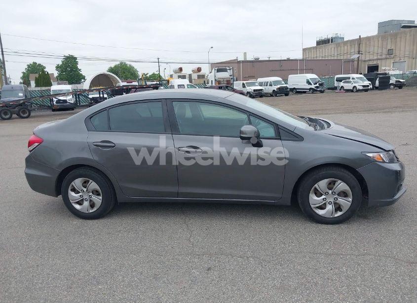 Photo 13 of 2013 Honda Civic LX (VIN 2HGFB2F52DH561029)