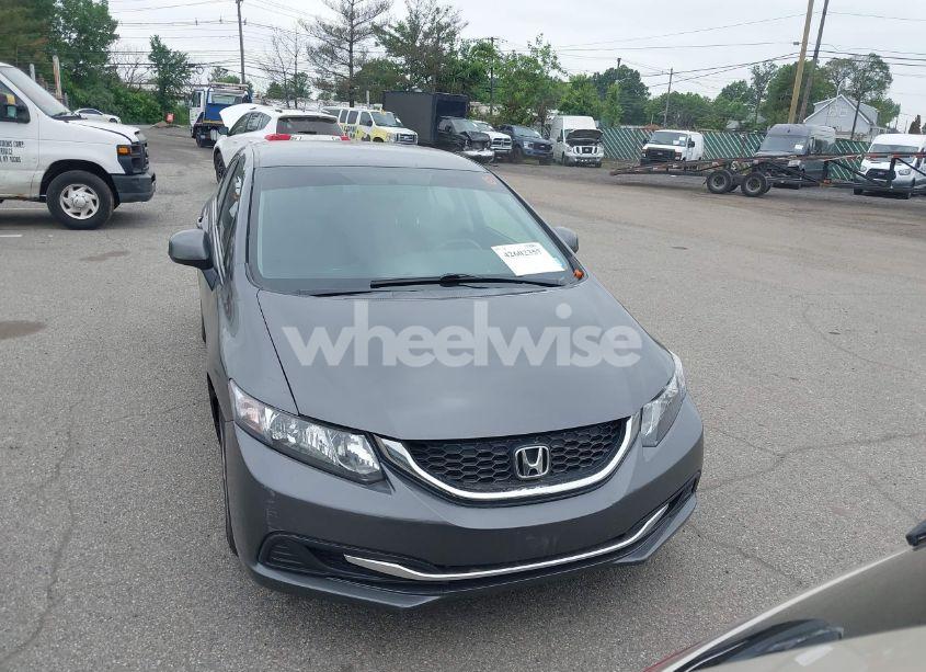 Photo 6 of 2013 Honda Civic LX (VIN 2HGFB2F52DH561029)