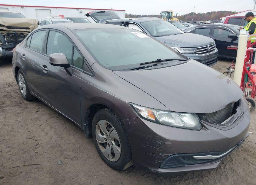 2013 Honda Civic LX (VIN 2HGFB2F52DH564447) main photo