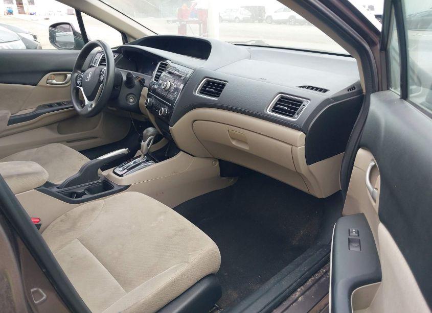 Photo 5 of 2013 Honda Civic LX (VIN 2HGFB2F52DH564447)