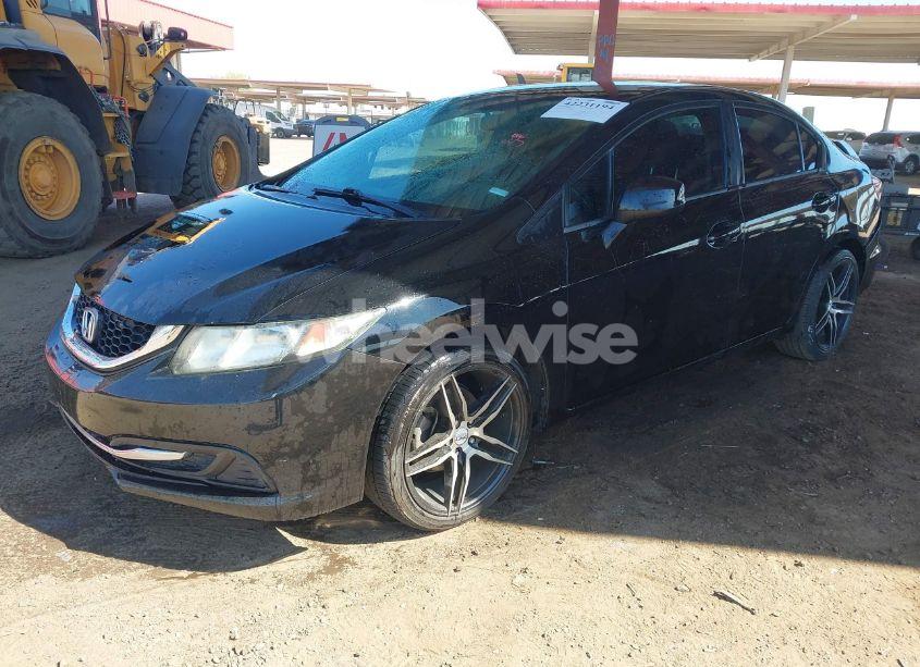 Photo 2 of 2013 Honda Civic LX (VIN 2HGFB2F52DH565307)