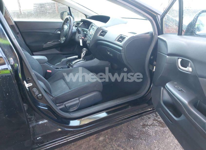 Photo 5 of 2013 Honda Civic LX (VIN 2HGFB2F52DH565307)