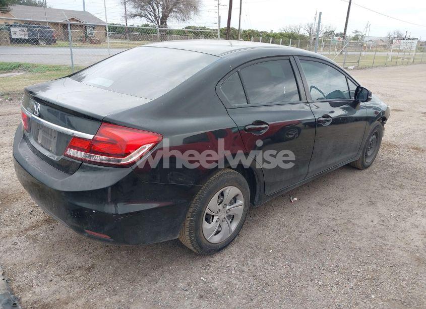 Photo 4 of 2013 Honda Civic LX (VIN 2HGFB2F52DH576081)