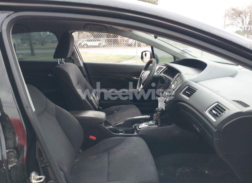 Photo 5 of 2013 Honda Civic LX (VIN 2HGFB2F52DH576081)