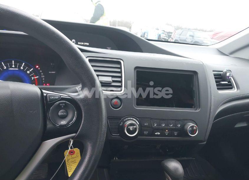 Photo 17 of 2013 Honda Civic LX (VIN 2HGFB2F52DH589655)