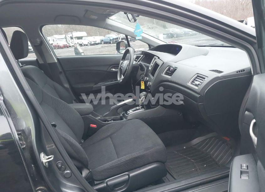 Photo 5 of 2013 Honda Civic LX (VIN 2HGFB2F52DH589655)
