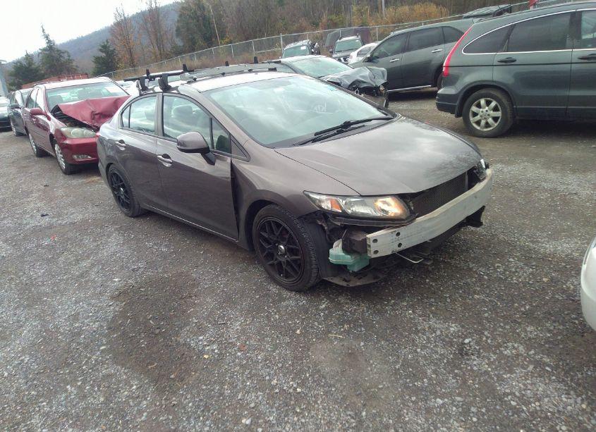 2013 Honda Civic LX (VIN 2HGFB2F52DH590966) main photo