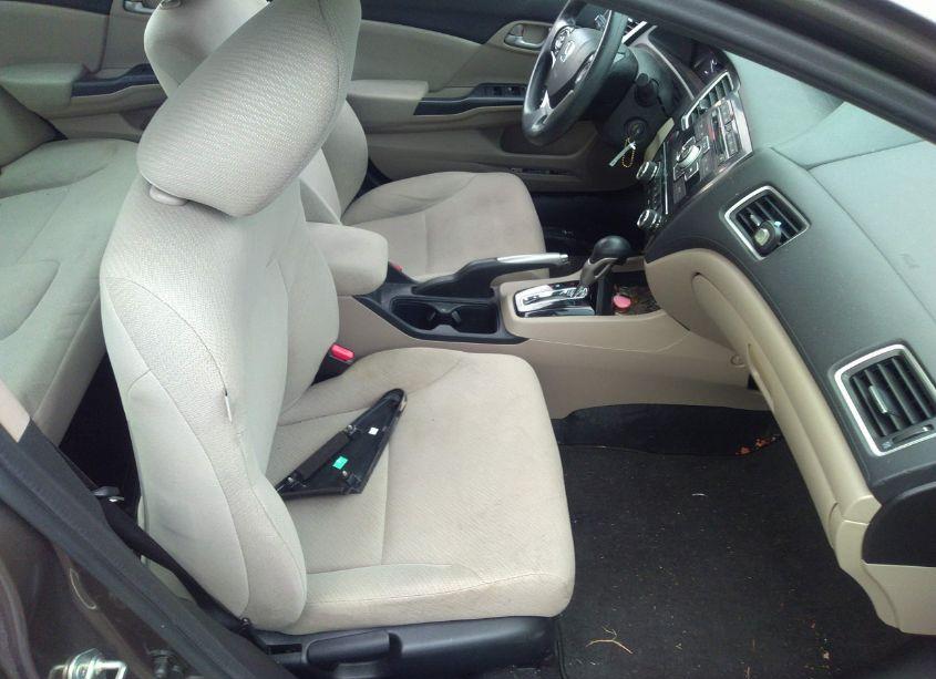 Photo 5 of 2013 Honda Civic LX (VIN 2HGFB2F52DH590966)