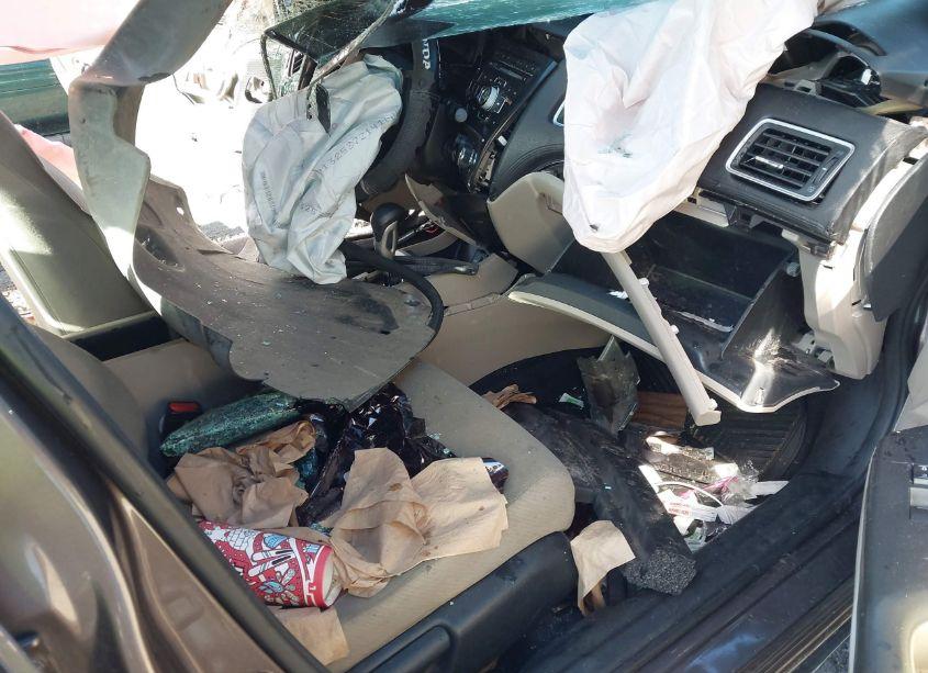 Photo 5 of 2013 Honda Civic LX (VIN 2HGFB2F52DH596797)