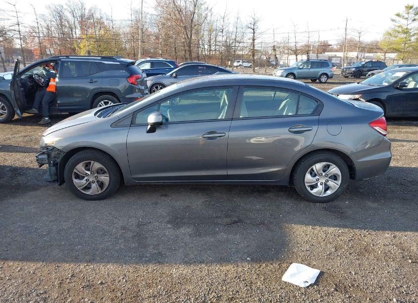Photo 15 of 2013 Honda Civic LX (VIN 2HGFB2F52DH597058)