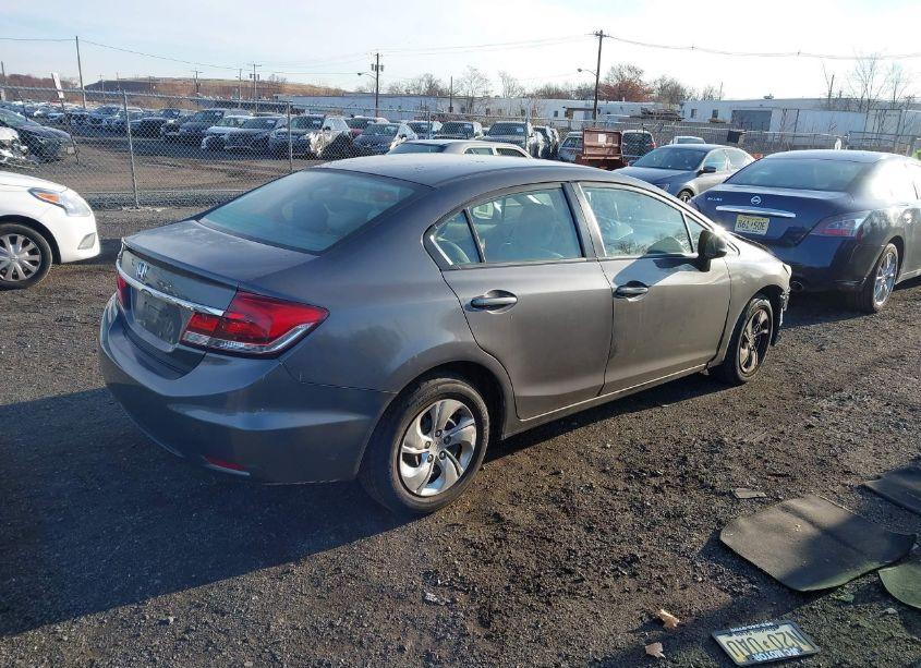 Photo 4 of 2013 Honda Civic LX (VIN 2HGFB2F52DH597058)