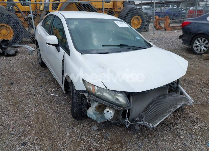 2013 Honda Civic LX (VIN 2HGFB2F52DH599943) main photo