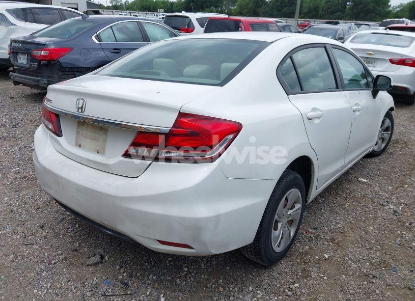 Photo 4 of 2013 Honda Civic LX (VIN 2HGFB2F52DH599943)