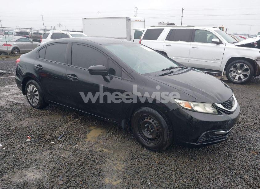 2015 Honda Civic LX (VIN 2HGFB2F52FH527773) main photo