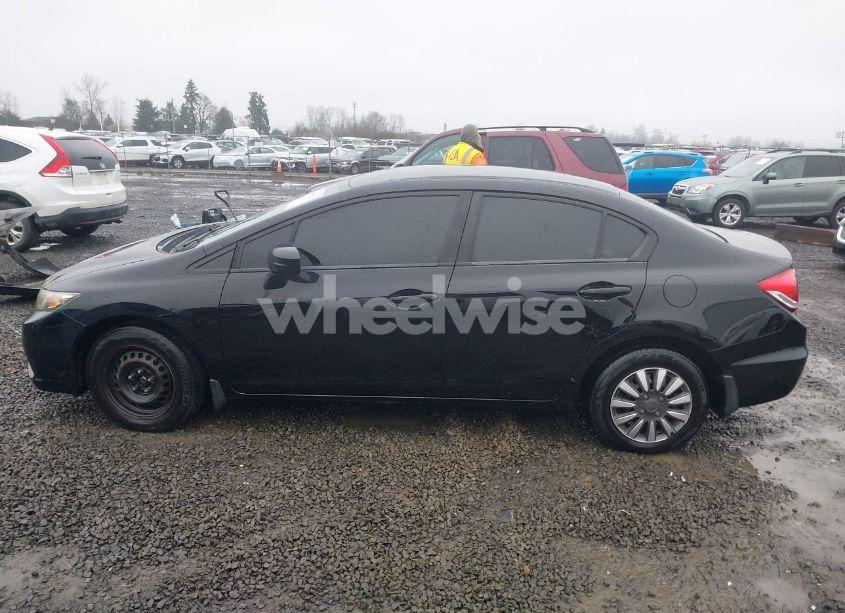 Photo 15 of 2015 Honda Civic LX (VIN 2HGFB2F52FH527773)