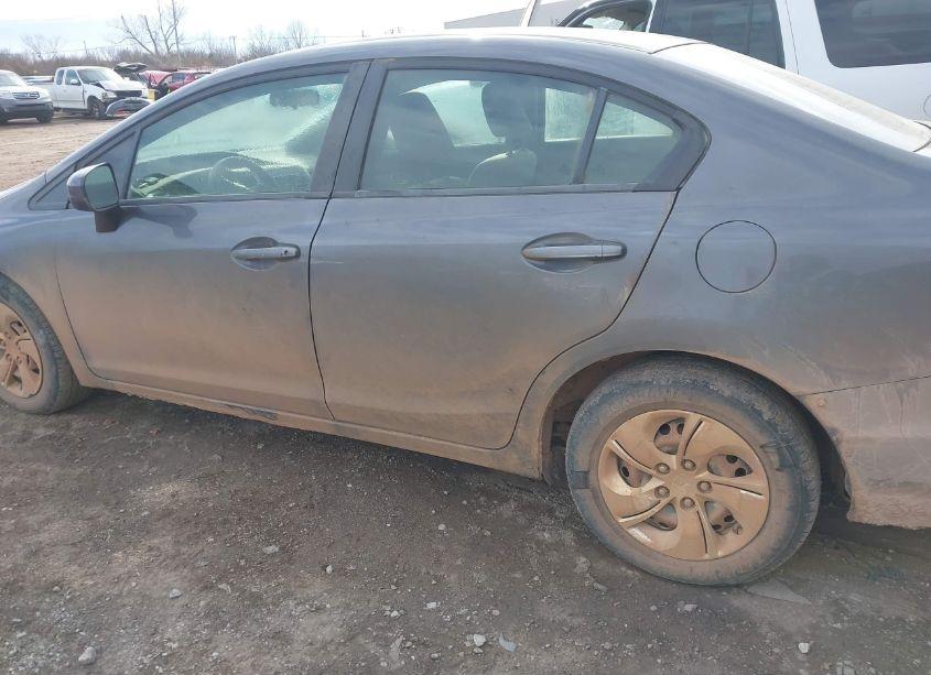 Photo 14 of 2015 Honda Civic LX (VIN 2HGFB2F52FH559347)