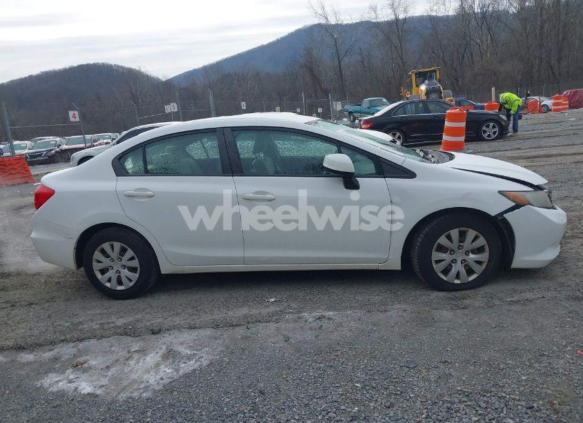 Photo 13 of 2012 Honda Civic LX (VIN 2HGFB2F53CH305836)