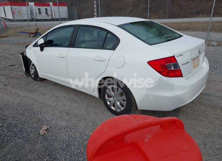 Photo 3 of 2012 Honda Civic LX (VIN 2HGFB2F53CH305836)