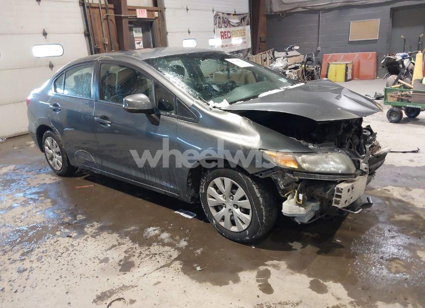 2012 Honda Civic SDN LX (VIN 2HGFB2F53CH321261) main photo