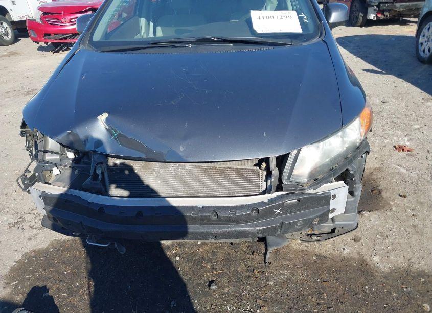 Photo 6 of 2012 Honda Civic LX (VIN 2HGFB2F53CH325181)