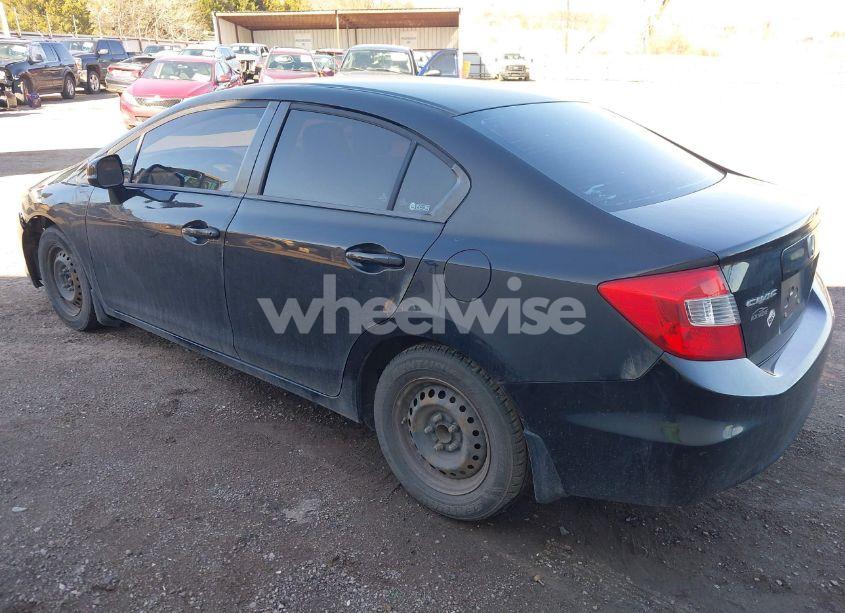 Photo 3 of 2012 Honda Civic LX (VIN 2HGFB2F53CH334771)