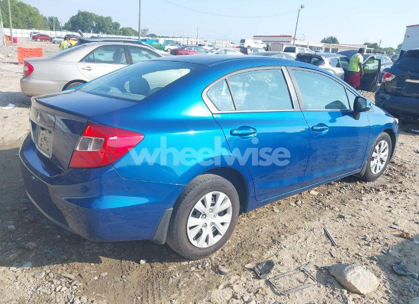 Photo 4 of 2012 Honda Civic LX (VIN 2HGFB2F53CH550068)