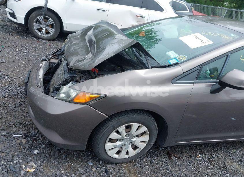 Photo 12 of 2012 Honda Civic LX (VIN 2HGFB2F53CH554234)