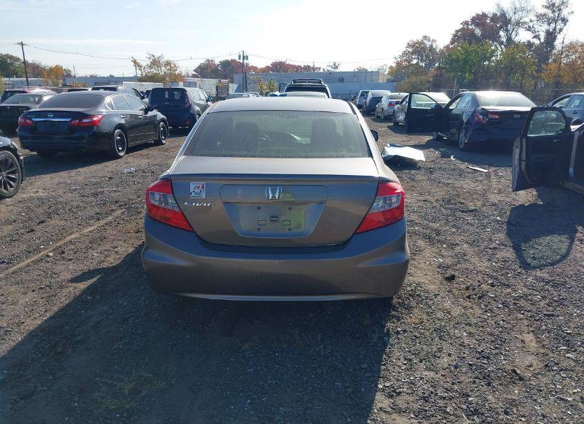Photo 16 of 2012 Honda Civic SDN LX (VIN 2HGFB2F53CH559370)