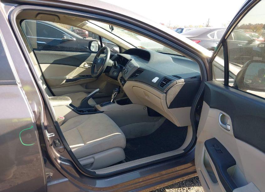 Photo 5 of 2012 Honda Civic SDN LX (VIN 2HGFB2F53CH559370)