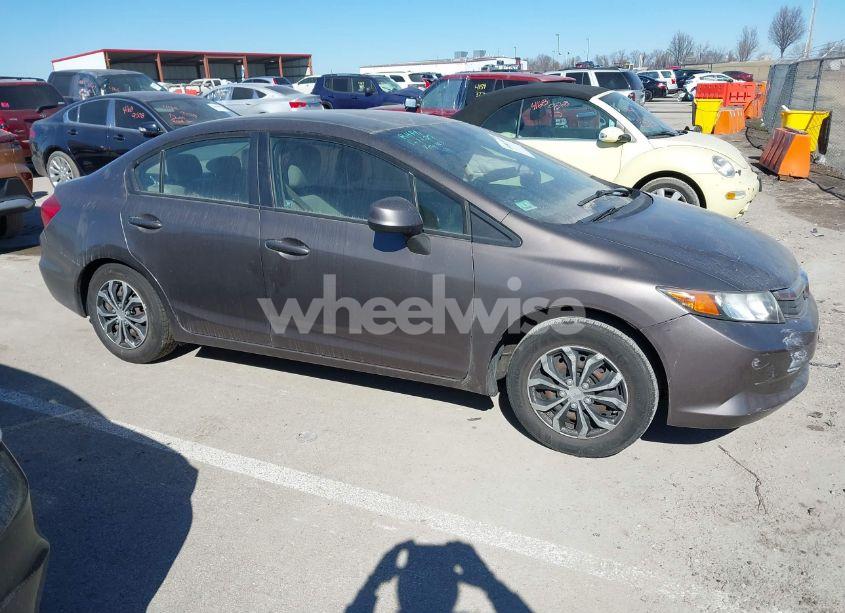 2012 Honda Civic LX (VIN 2HGFB2F53CH578579) main photo