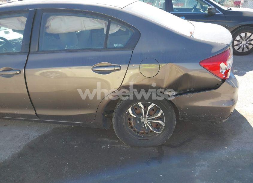 Photo 6 of 2012 Honda Civic LX (VIN 2HGFB2F53CH578579)