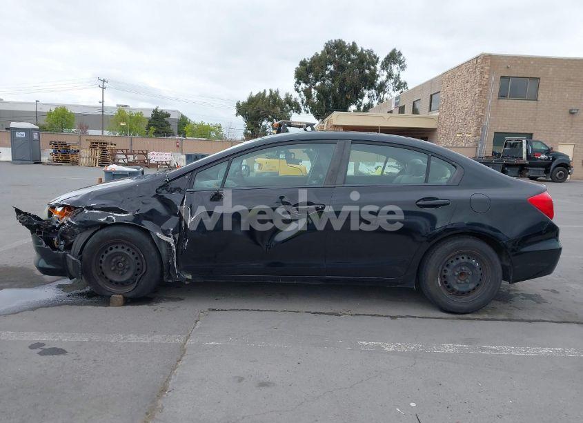 Photo 14 of 2012 Honda Civic LX (VIN 2HGFB2F53CH591445)