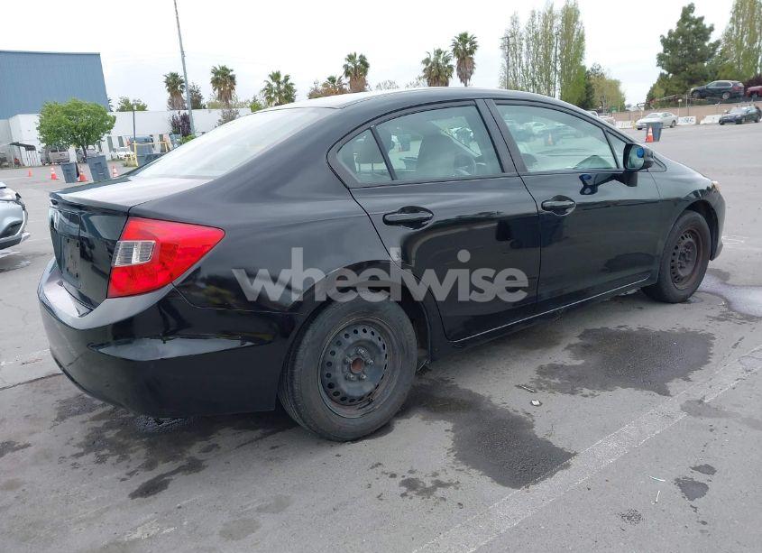 Photo 4 of 2012 Honda Civic LX (VIN 2HGFB2F53CH591445)