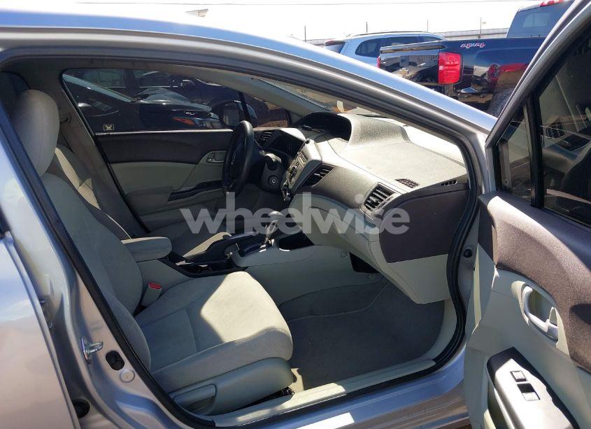 Photo 5 of 2012 Honda Civic LX (VIN 2HGFB2F53CH603318)