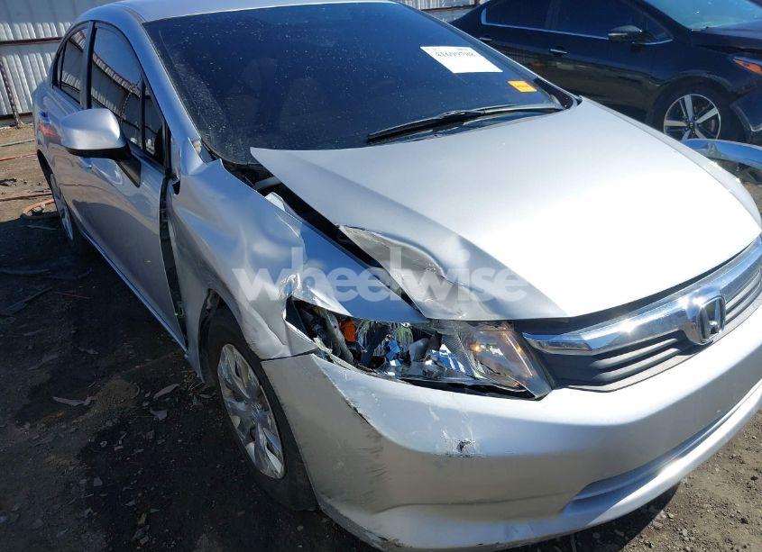 Photo 6 of 2012 Honda Civic LX (VIN 2HGFB2F53CH603318)